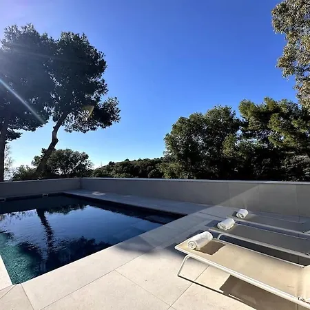 Villa Privada Con Piscina En