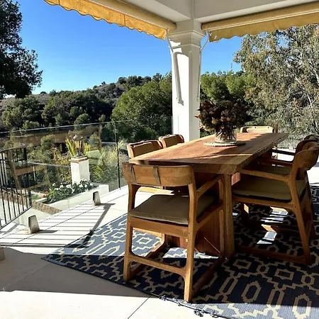 Villa Privada Con Piscina En Malaga